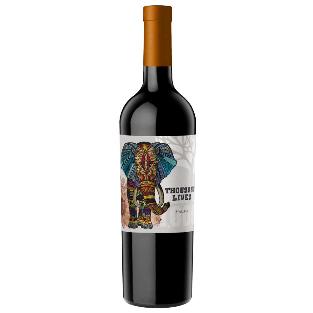 Eine Weinflasche mit einem braunen Verschluss und einem Etikett mit einer bunten Elefantenillustration und dem Text THOUSAND LIVES MALBEC.