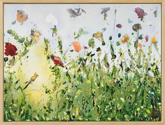 Christine Müller: Bild „Maurice‘ Zaubergarten“ (2022), gerahmt – abstraktes Gemälde mit Wildblumen und grünem Gras unter blasem Himmel, Akzente in Rot, Gelb und Orange. Inspiriert von „Le Tombeau de Couperin“.