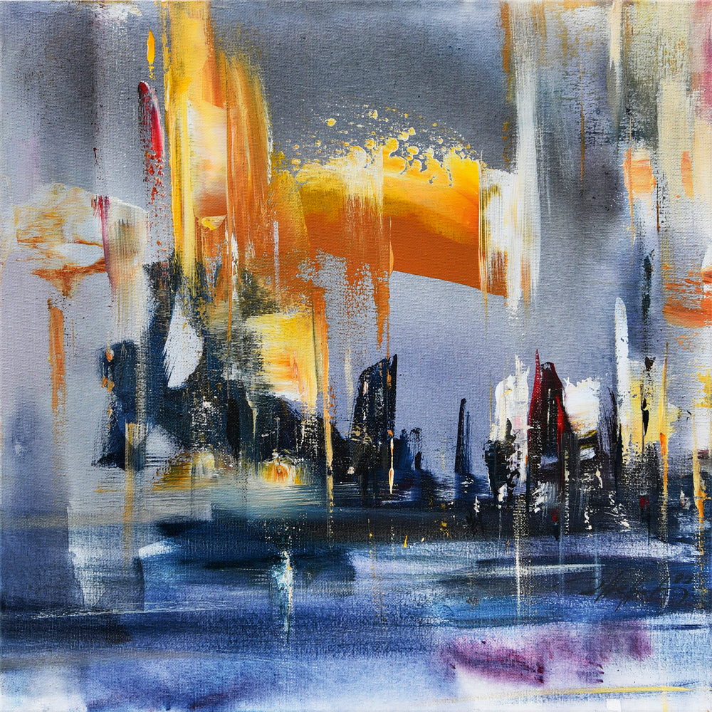 Robert Hettich: 4 Bilder im Set (2021–23) zeigt abstrakte Gemälde mit kräftigen gelben, orangefarbenen und blauen Strichen, die an eine lebendige Stadtlandschaft bei Sonnenuntergang erinnern.