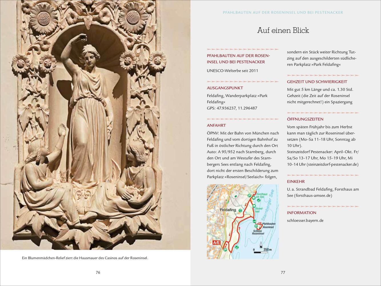 Ein florales Relief ziert den Eingang des Sandsteinhauses auf der Roseninsel. Ein deutscher Text beschreibt eine Wanderroute.