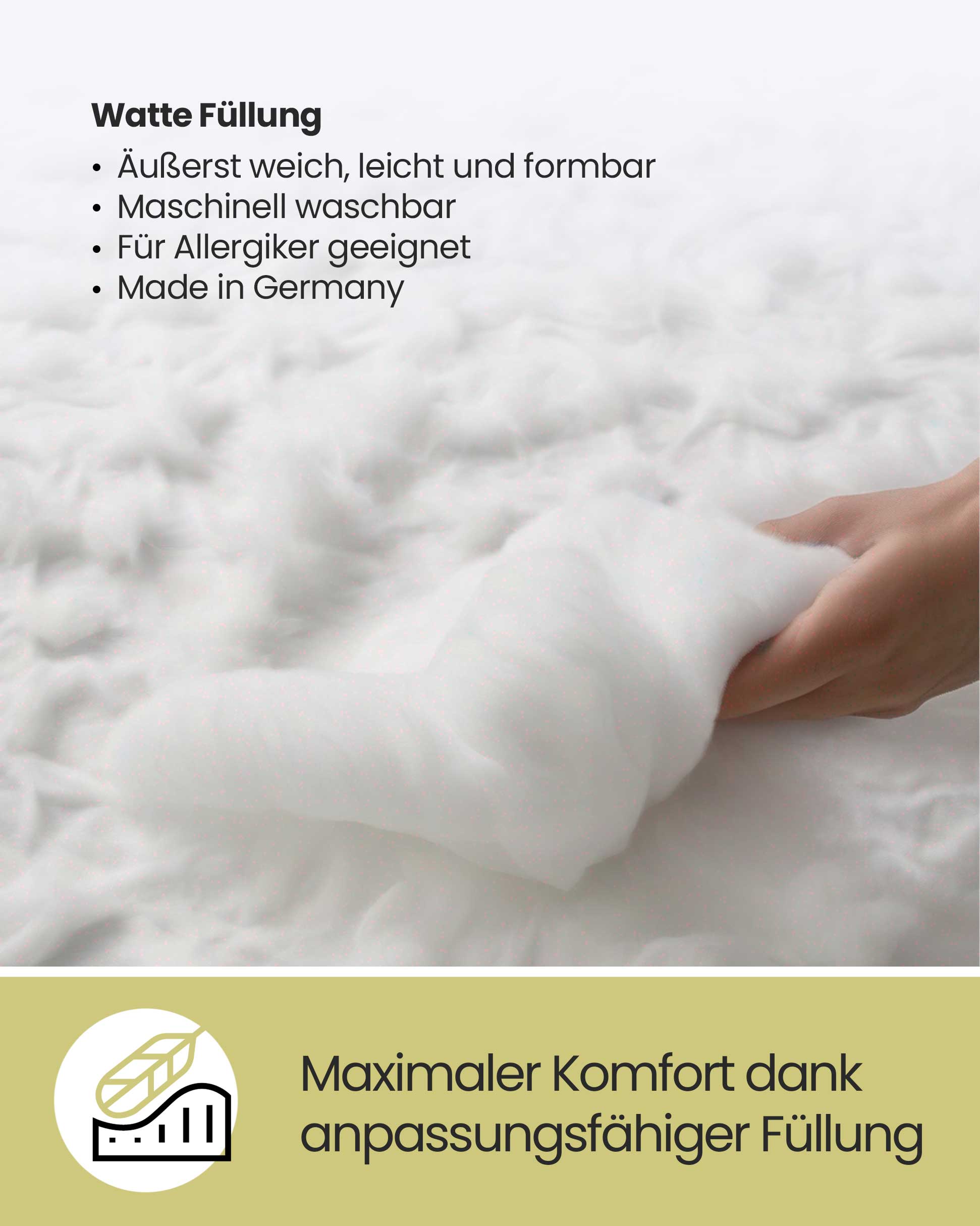 Eine Hand drückt in die weiche, weiße Füllung. Der Text hebt den Komfort, die Waschbarkeit, die allergikerfreundlichen Materialien und die deutsche Handwerkskunst des Lesekissens Classic mit Tasche – Creme hervor.