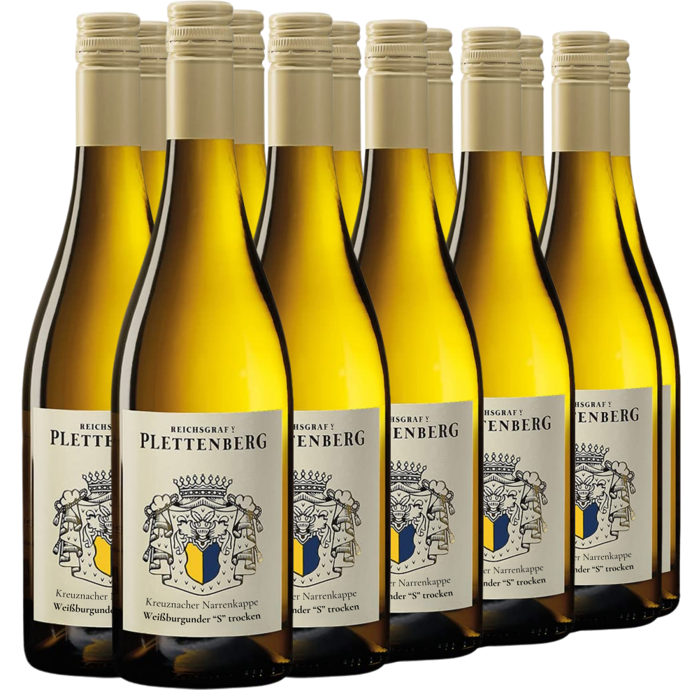 Zwölf Flaschen Plettenberger Weißwein mit cremefarbenen Etiketten und goldenen Schraubverschlüssen, angeordnet in zwei Reihen.