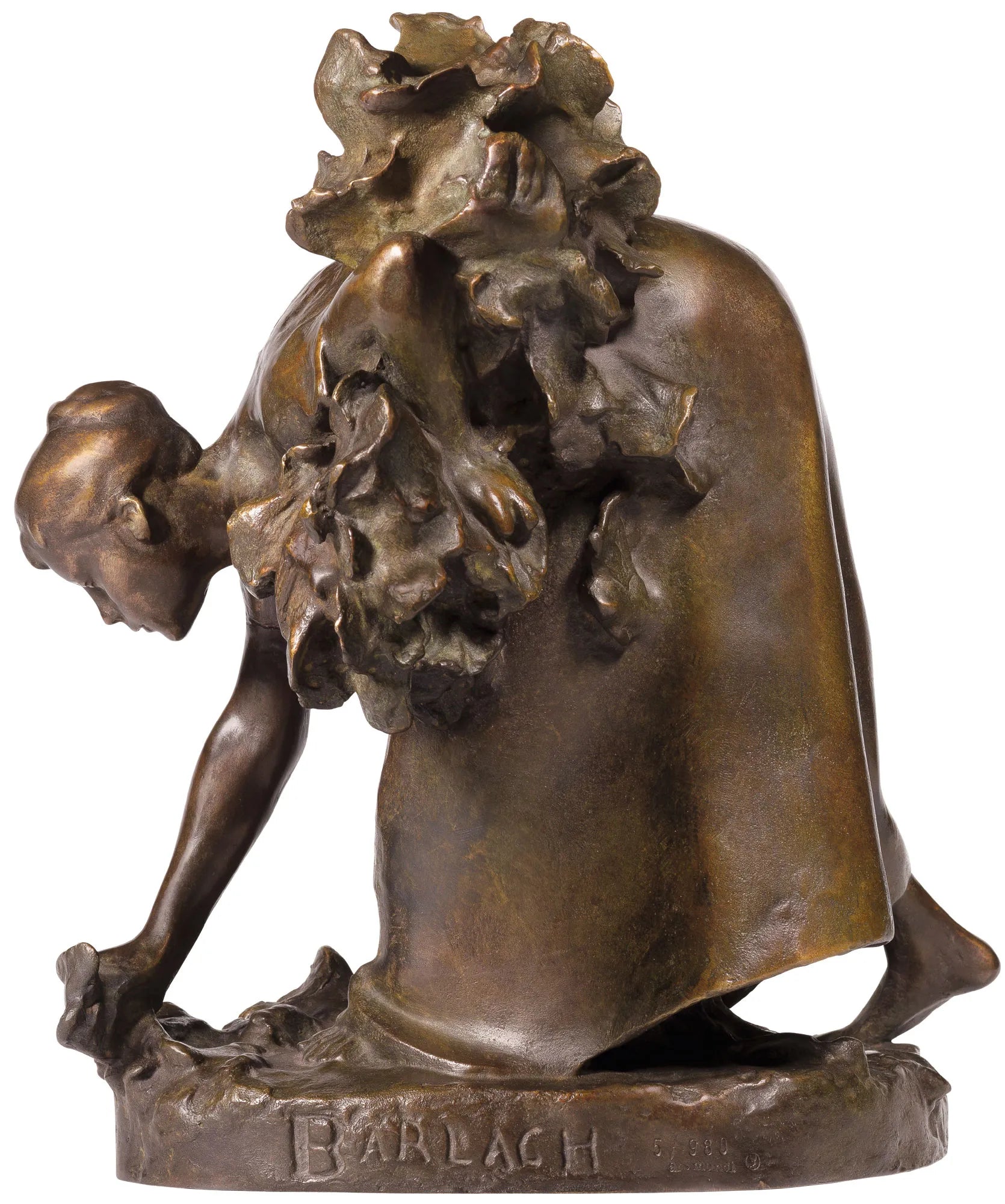 Bronzeskulptur einer bückenden Person, die sich mit über den Rücken drapierten Blättern nach unten streckt.