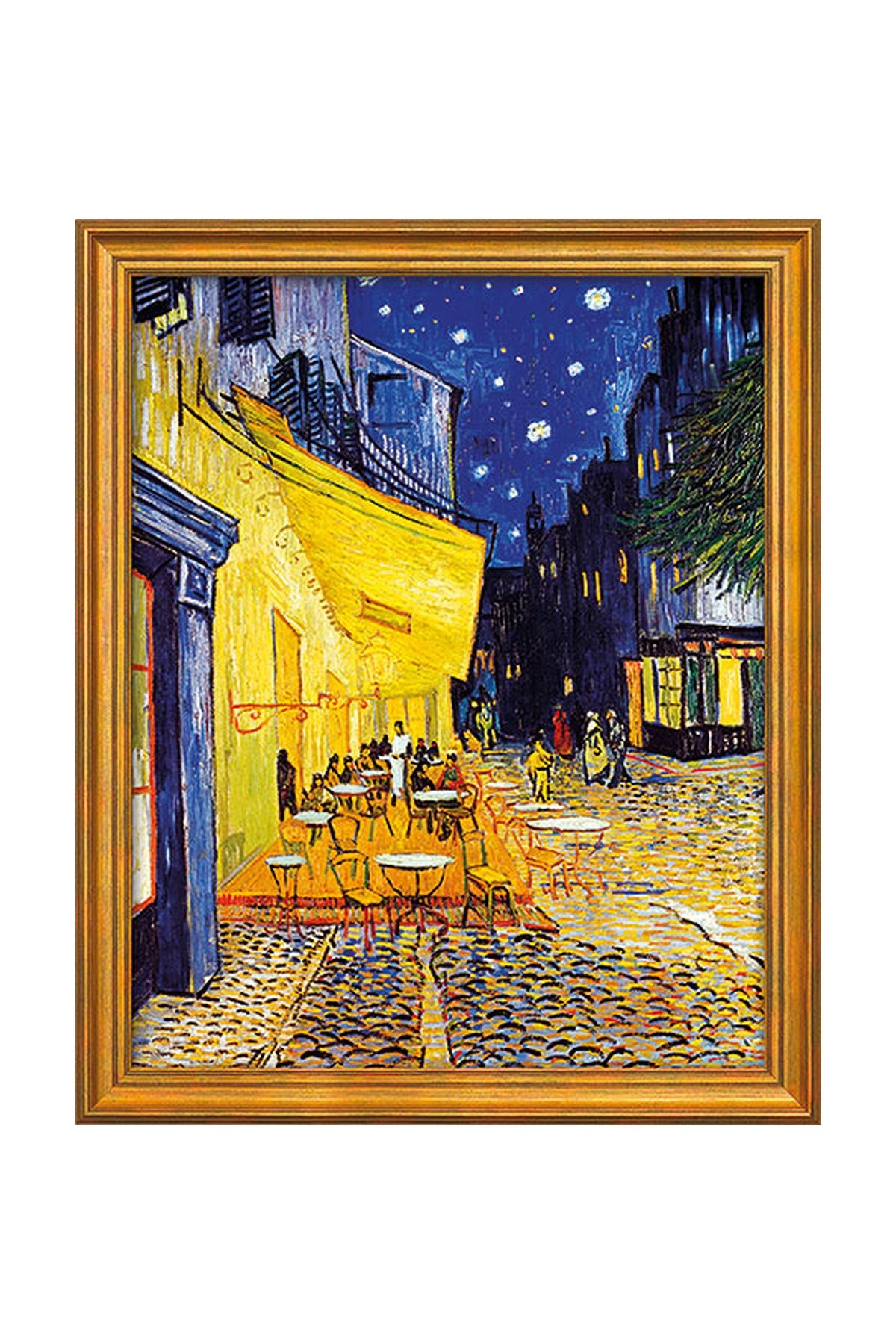 Ein gerahmtes Gemälde eines hell erleuchteten Cafés bei Nacht mit Menschen, die an Tischen entlang einer Kopfsteinpflasterstraße unter einem Sternenhimmel sitzen.