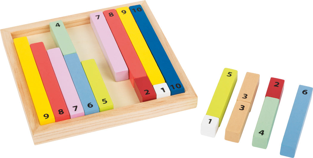Rechenstäbchen „Educate“: Rechenstäbe mit den Nummern 1–10 in einer Schale angeordnet, einige Stäbe außen rechts.