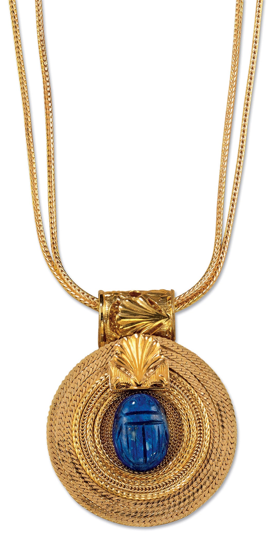Goldene Halskette mit einem runden, strukturierten Anhänger und einem blauen Skarabäus-Stein in der Mitte.