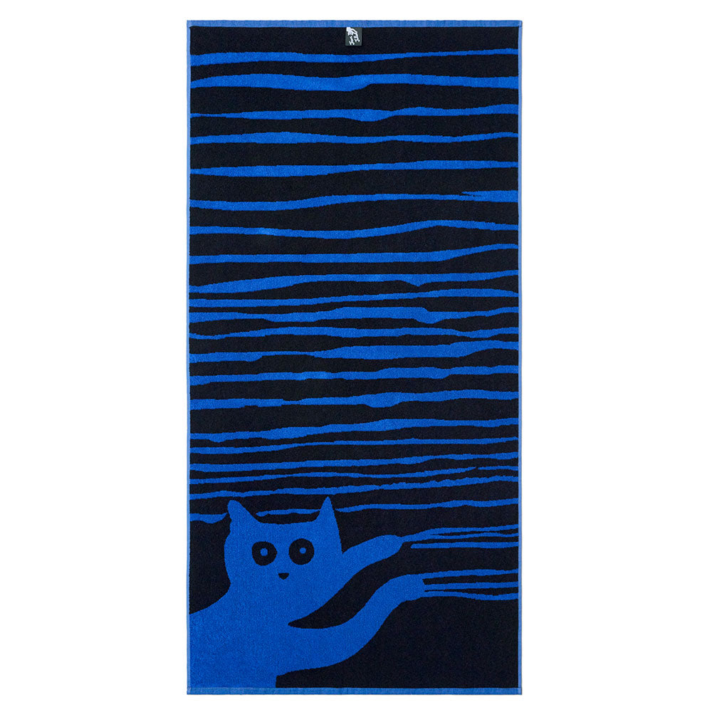 Ein blau-schwarzes Handtuch mit einem Katzen- und Querstreifenmuster.