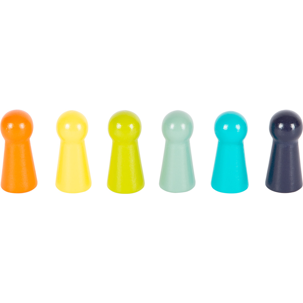 Sechs bunte Spielsteine aus „Ludo für 6 Spieler“ in einer Reihe: orange, gelb, grün, hellblau, türkis und dunkelblau.