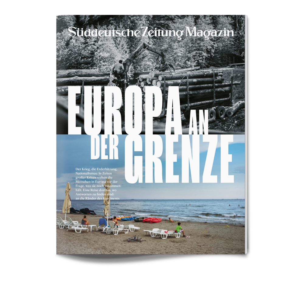 Magazinumschlag mit geteilten Bildern: oben eine schwarz-weiße Holzfällerszene, unten eine farbige Strandszene, fetter Text überlagert.