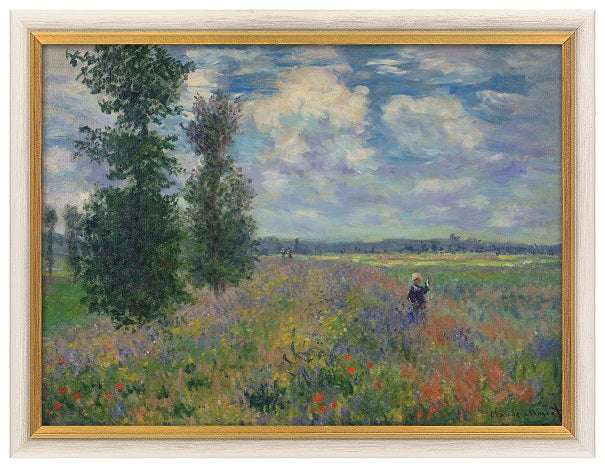 Impressionistisches Gemälde einer Frau in einem Blumenfeld unter einem teilweise bewölkten Himmel, in Holz gerahmt.