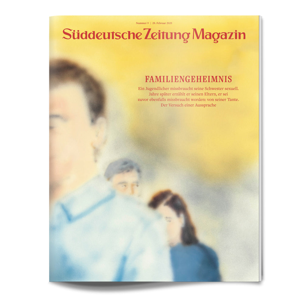 Unscharfe Zeitschriftentitelseite mit drei Personen; gelber Hintergrund, Süddeutsche Zeitung Magazin in Fettdruck oben.