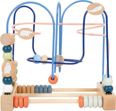 Motorikschleife „Arctic“: Holzperlen-Labyrinth-Spielzeug mit blauen und rosa Drähten, Tiermotiven und bunten beweglichen Perlen.
