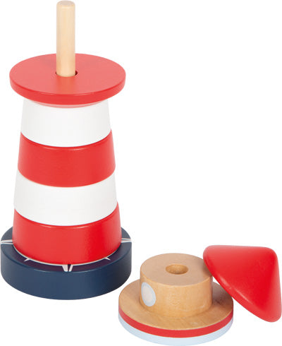 Stapelturm Leuchtturm Großer Ozean: Leuchtturm-Stapelspielzeug aus Holz mit roten und weißen Streifen, abgebildet im zusammengebauten und teilweise zerlegten Zustand.