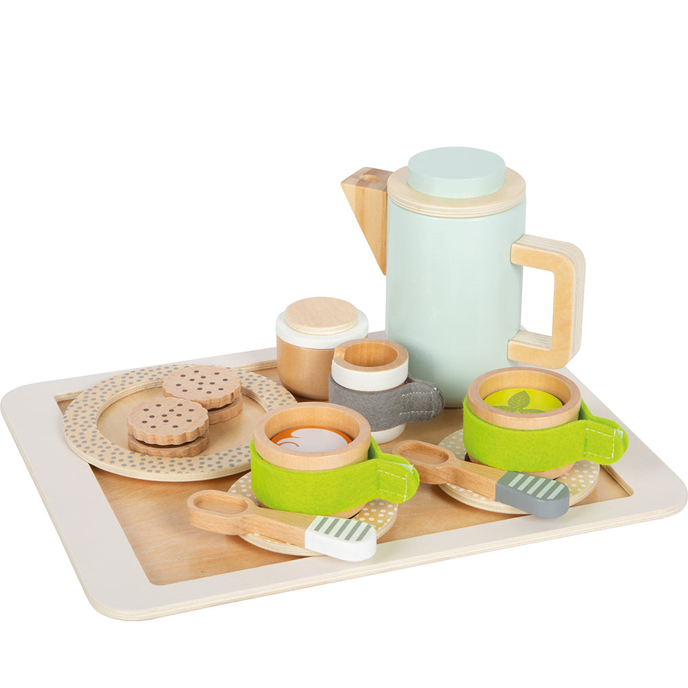 Das Kaffee- und Teeset Kinderküche enthält Tassen, Löffel, eine Teekanne, einen Teller mit Keksen und eine Tablett – alles aus Holz in zarten Pastellfarben.