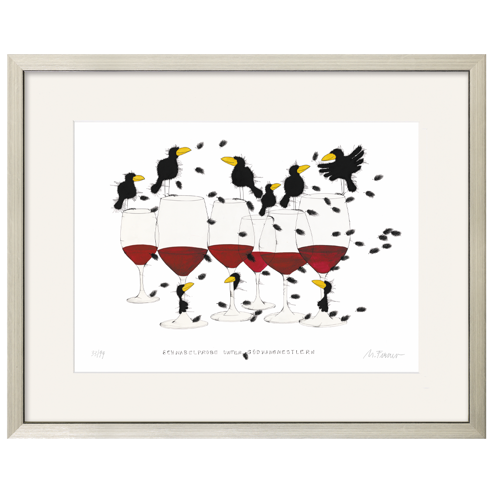 Cartoon-schwarze Vögel, die auf und um Weingläser mit Rotwein sitzen, aus Michael Ferners gerahmtem Kunstwerk „Schnabelprobe unter Südhangnestlern“.