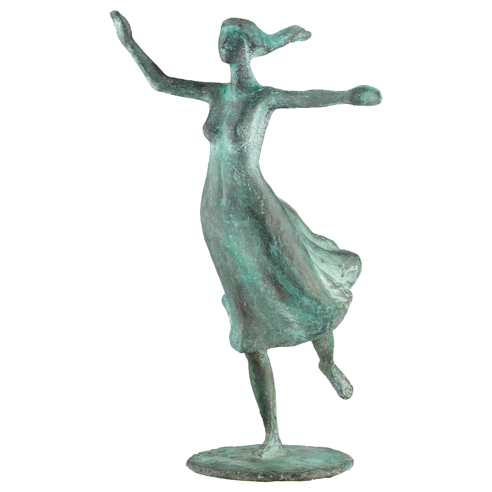 Bronze-Skulptur „Jugend“ von Gerhard Brandes: Darstellung einer tanzenden Frau mit ausgestreckten Armen und einem angehobenen Bein, Version Bronze grün.