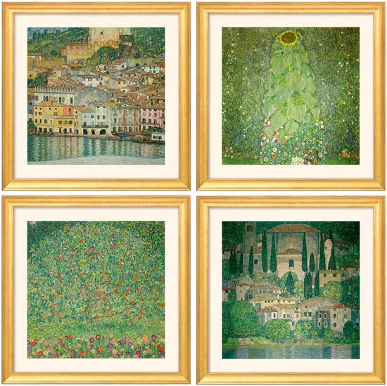 Das Set „Gustav Klimt: 4 Landschaftsbilder im Set, gerahmt“ umfasst vier goldgerahmte Landschaftsgemälde – zwei von Städten am Wasser und zwei mit der Darstellung üppiger grüner Gärten mit Blumen.
