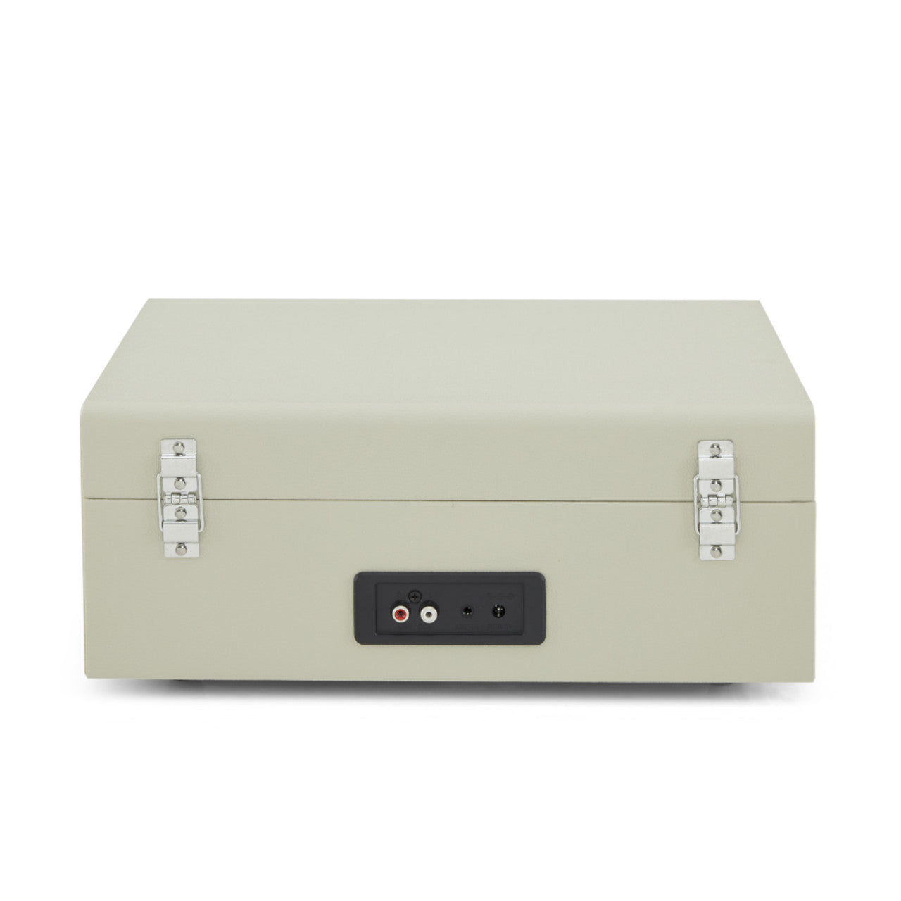 Sandgrauer Crosley Voyager Plattenspieler in rechteckigem Design mit Metallverschlüssen und Audio-Ein-/Ausgängen auf der Rückseite.
