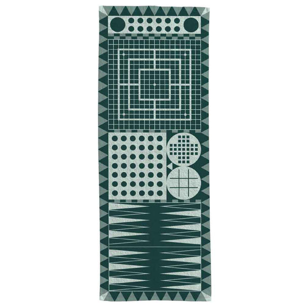 Geometrisches Badetuch mit Spielbrettmotiv in weiß und grau 