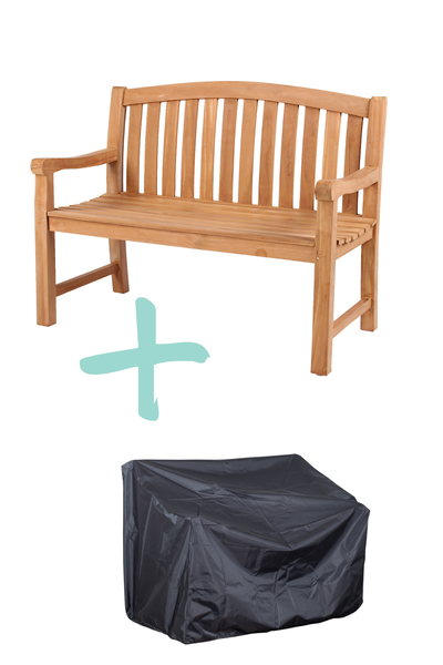 Holzbank für den Außenbereich über einer schwarzen Schutzhülle.