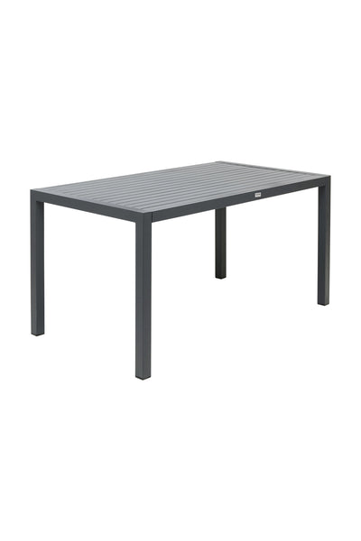 Ein rechteckiger, grauer Metalltisch mit vier geraden Beinen und einer Lattenrostplatte vor weißem Hintergrund.