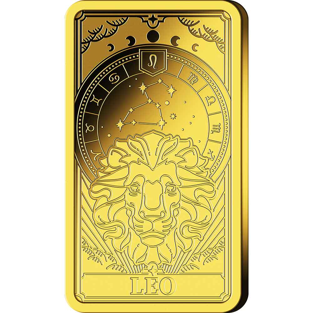 Goldkarte mit Löwenkopf, Sternenkonstellation, Tierkreiszeichen und der Aufschrift LEO am unteren Rand.
