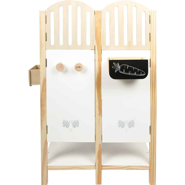 Hobby-Horse-Pferdestall aus Holz mit zwei weißen Türen, Holzknöpfen und einem Kreideschild mit einer Karottenzeichnung an der rechten Tür.