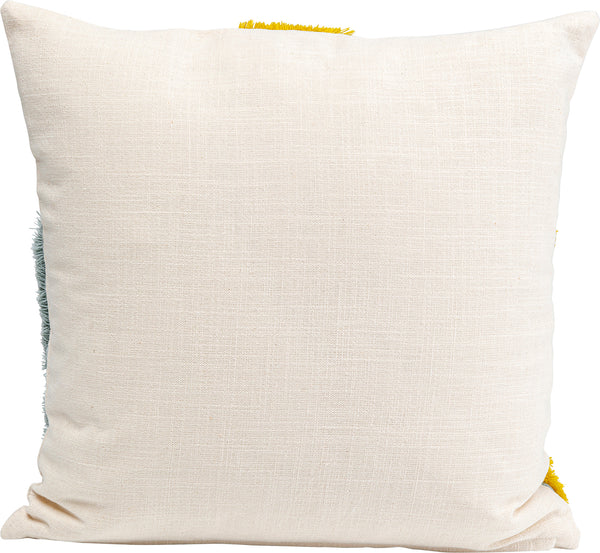 Quadratisches, cremefarbenes Kissen mit dezenter gewebter Struktur und minimalen sichtbaren Nähten.