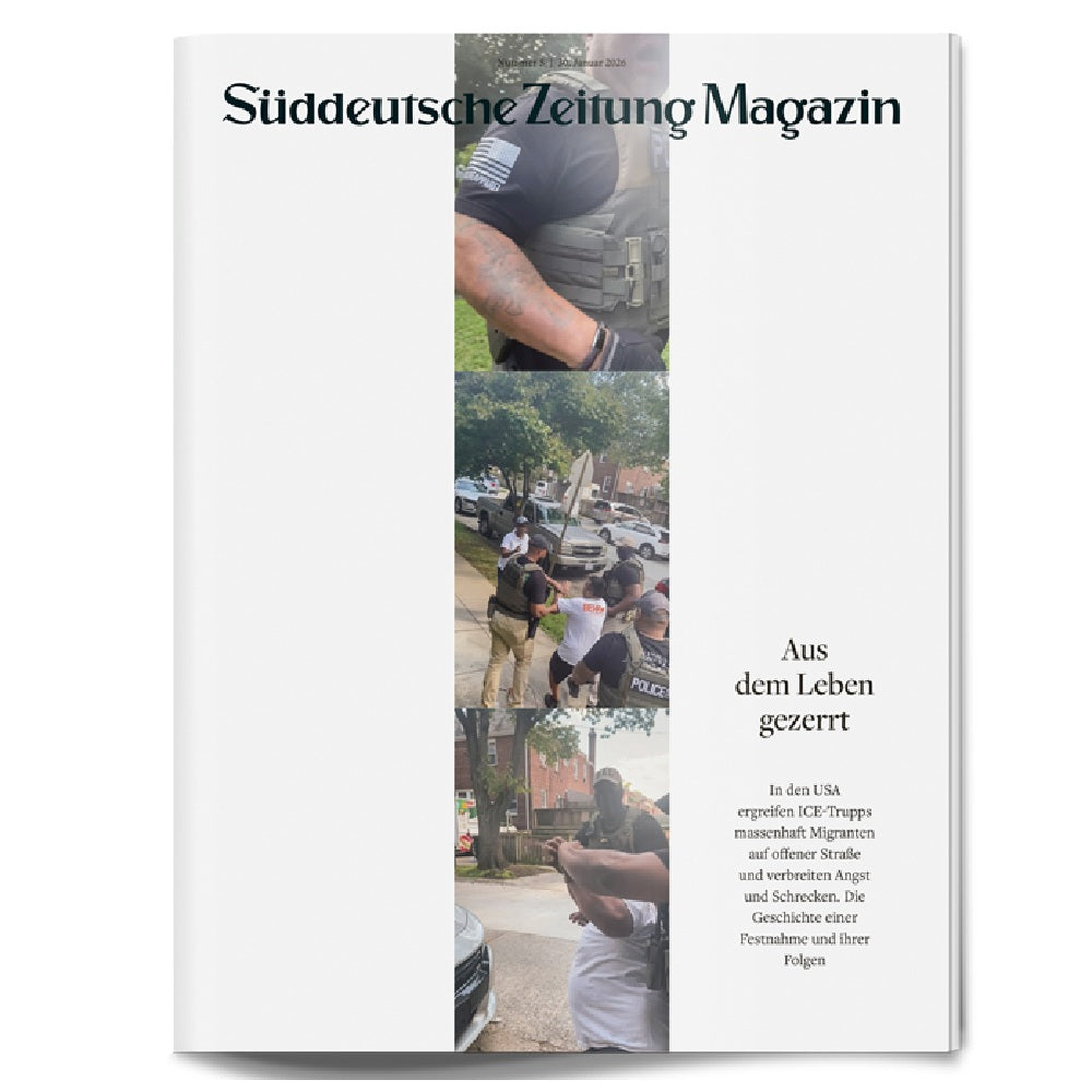 Das Titelbild des Magazins zeigt, wie die Polizei schwarze Männer auf einer Straße festhält; der Titel lautet Aus dem Leben gerissen.