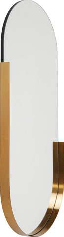Ovaler Wandspiegel mit einem goldenen Metallrahmen, der den Boden und die Seiten einfasst.