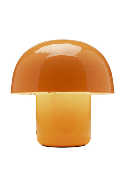Tischleuchte mit einem orangefarbenen, glänzenden, pilzförmigen Schirm und Sockel vor einem schlichten weißen Hintergrund.