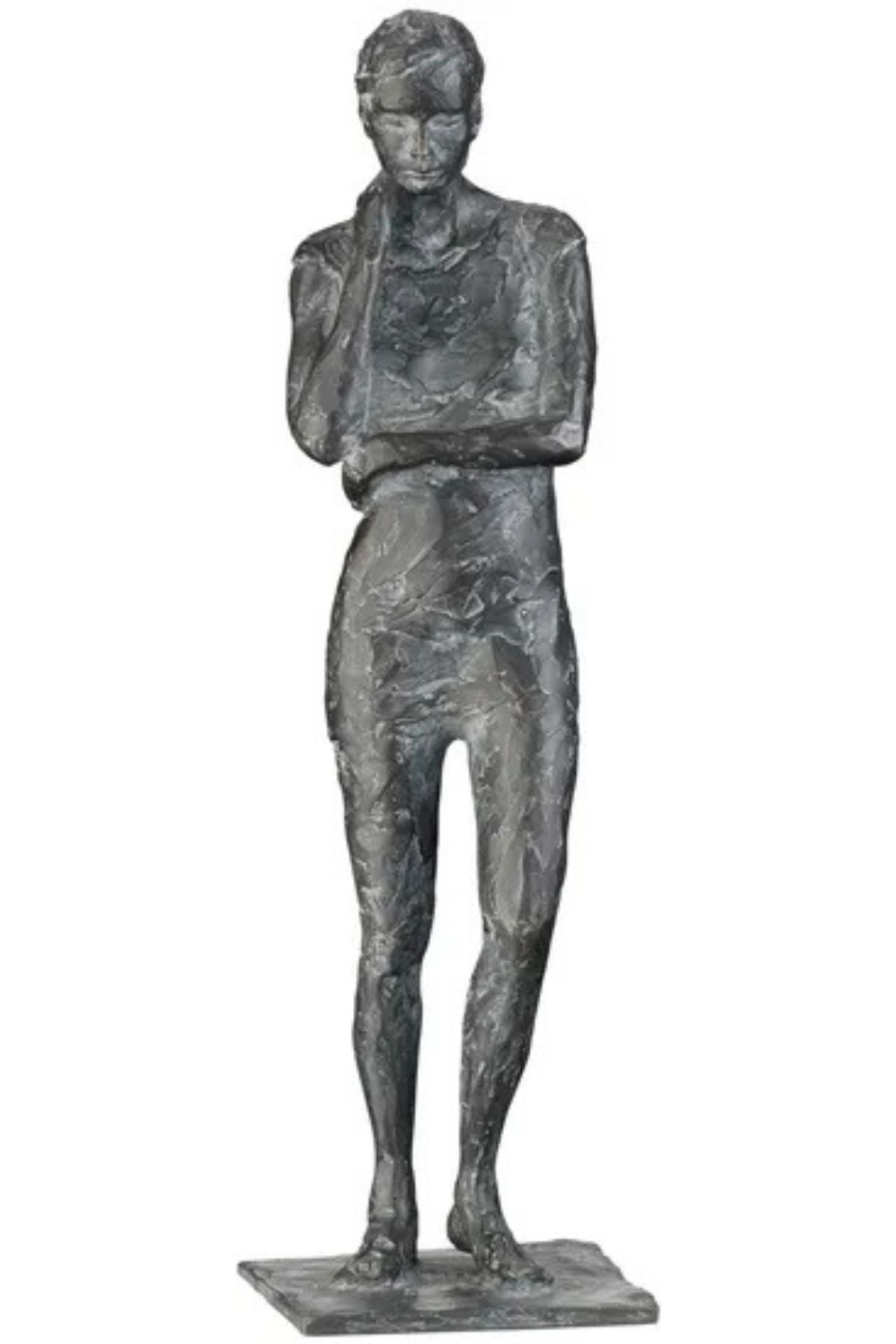 Bronzestatue einer stehenden menschlichen Figur, die eine Hand auf das Gesicht legt und den anderen Arm vor der Brust verschränkt, auf einem rechteckigen Sockel.