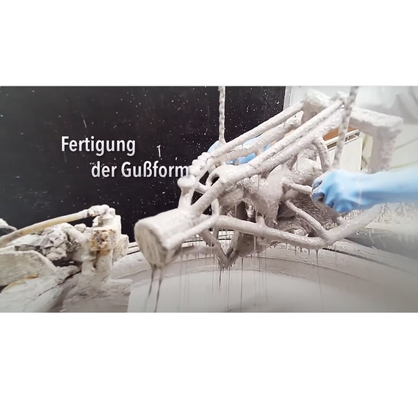 Ernst Barlach: Skulptur "Kussgruppe I", 1921