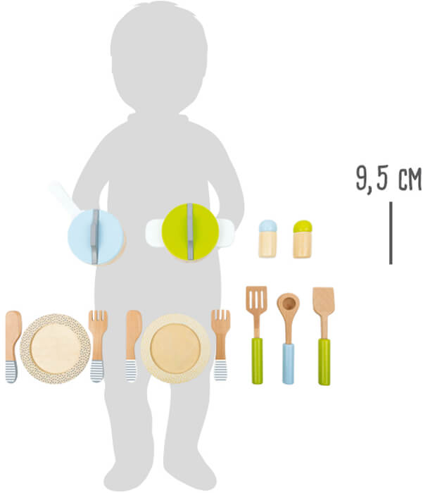 Silhouette eines Kindes mit dem davor angeordneten Geschirr- und Topfset Kinderküche (beinhaltet Spielzeugküchenutensilien, Geschirr und Besteck); Höhe: 9,5 cm.