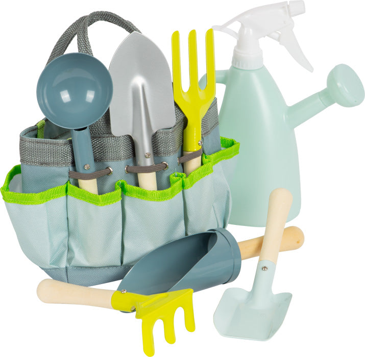 Die Gartentasche mit Gartenwerkzeug enthält eine Tragetasche, eine Sprühflasche, Kellen, eine Gabel und eine kleine Gießkanne – perfekt für Gartenaktivitäten von Kindern.