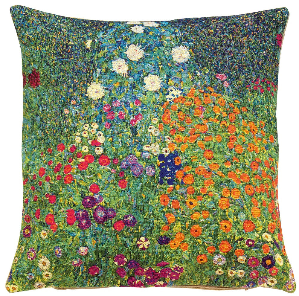Quadratisches Kissen mit einem farbenfrohen Blumenmuster, inspiriert von einem lebendigen Gartengemälde im impressionistischen Stil.