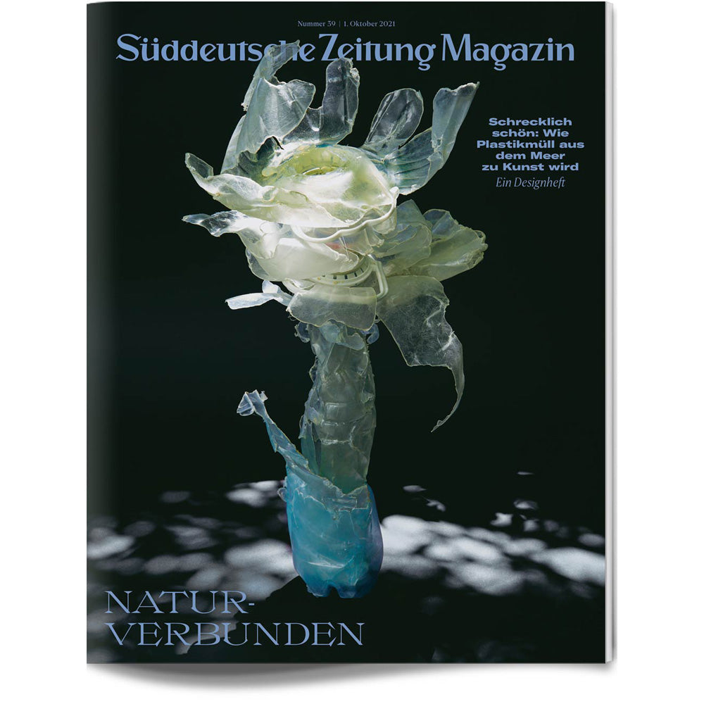 Transluzente Kunststoffskulptur in Form einer Blume auf der Titelseite des Süddeutsche Zeitung Magazins.