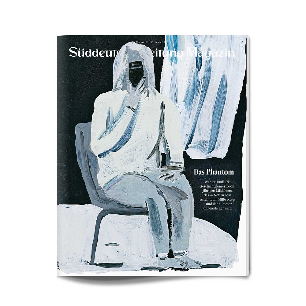 Eine gemalte Figur in Weiß sitzt auf einem Stuhl vor blauem und weißem Hintergrund auf einem Zeitschriftencover.