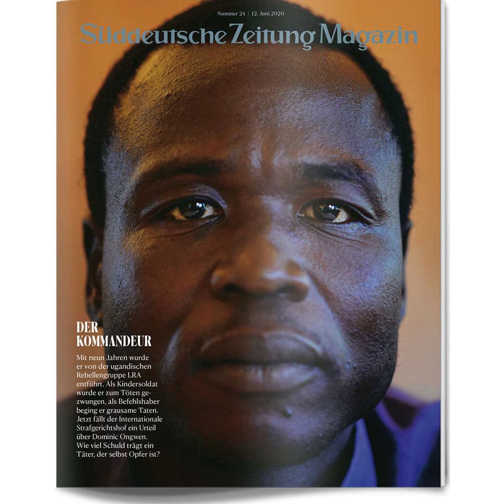 Nahaufnahme eines Mannes mit ernster Miene auf der Titelseite des Süddeutsche Zeitung Magazins.