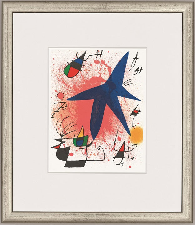Abstrakte Kunst mit einer großen blauen Sternform, bunten Formen und schwarzen Linien auf einem rot-weißen Hintergrund.