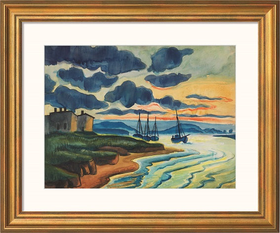 Gerahmtes Gemälde einer Küstenszene mit Booten, Häusern, dramatischen Wolken und Wasser, in dem sich der Sonnenuntergang spiegelt.