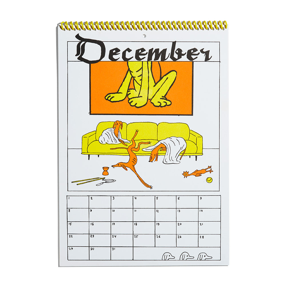 Illustriertes Dezember-Kalenderblatt mit orangefarbenen Katzen, die auf einem grünen Sofa und Boden faulenzen und spielen.